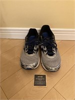 Men's Sz 9.5 Running Shoes Wave Inspire 13