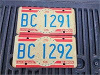 Pair of 1976 Illionois License Plate
