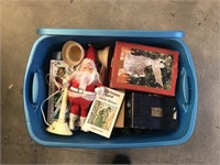 TOTE WITH VINTAGE CHRISTMAS