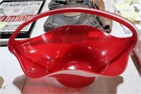 RED ART GLASS BASKET W/ HANDLE