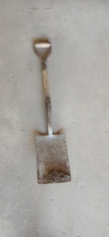 Antique Bantam 2 Garden Shovel.