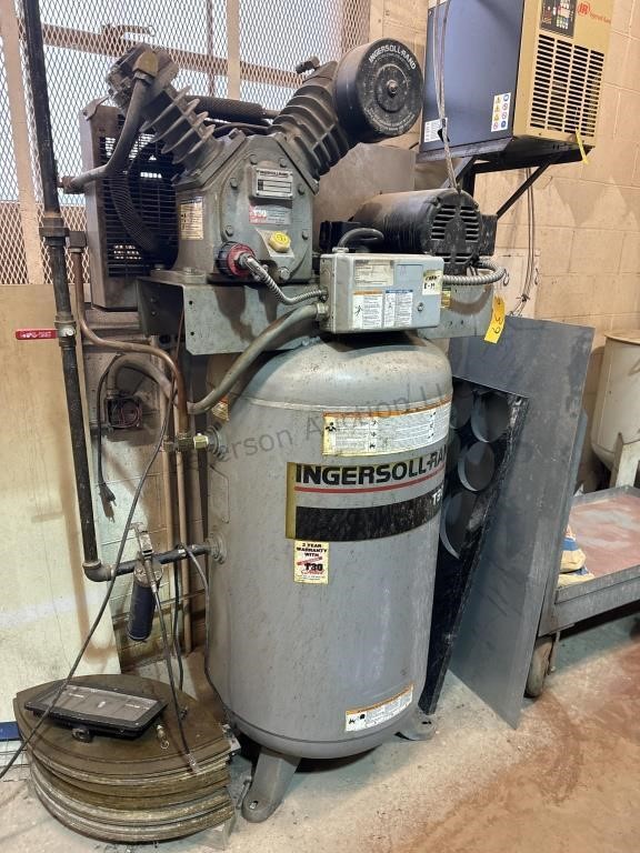 Williams Fabrication Heavy Machines Online Auction
