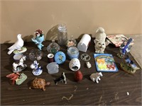 ANIMAL FIGURE AND MISC LOT