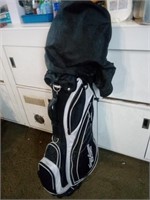 Tommy Armour 835 Golf Bag with Various Clubs and