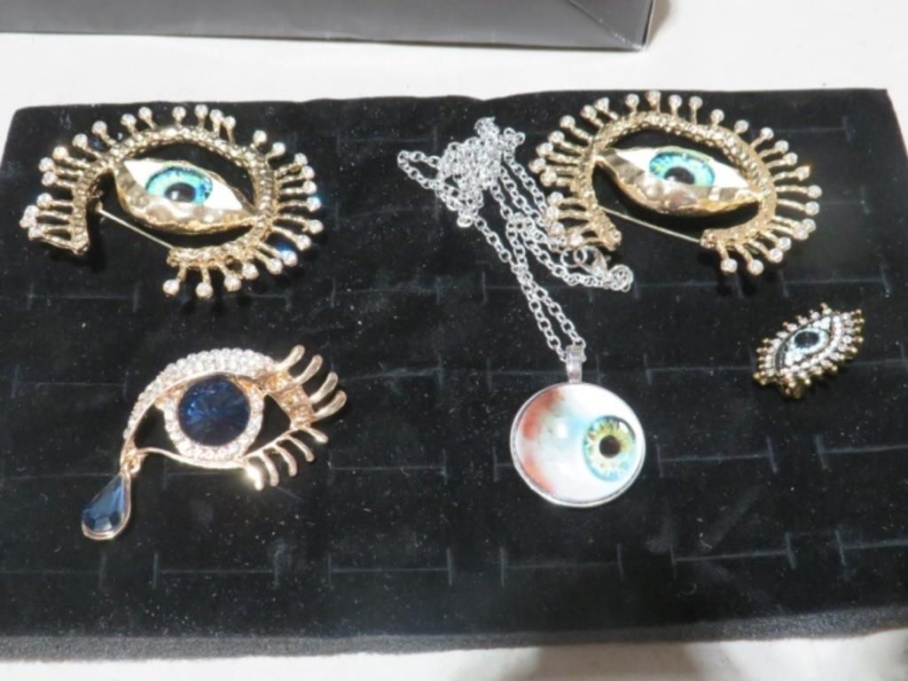 EYEBALL BROOCHES & NECKLACE