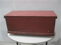 16.75"x 37"x 17.5" Vtg Wood Chest See Info