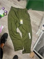 Green pants 6