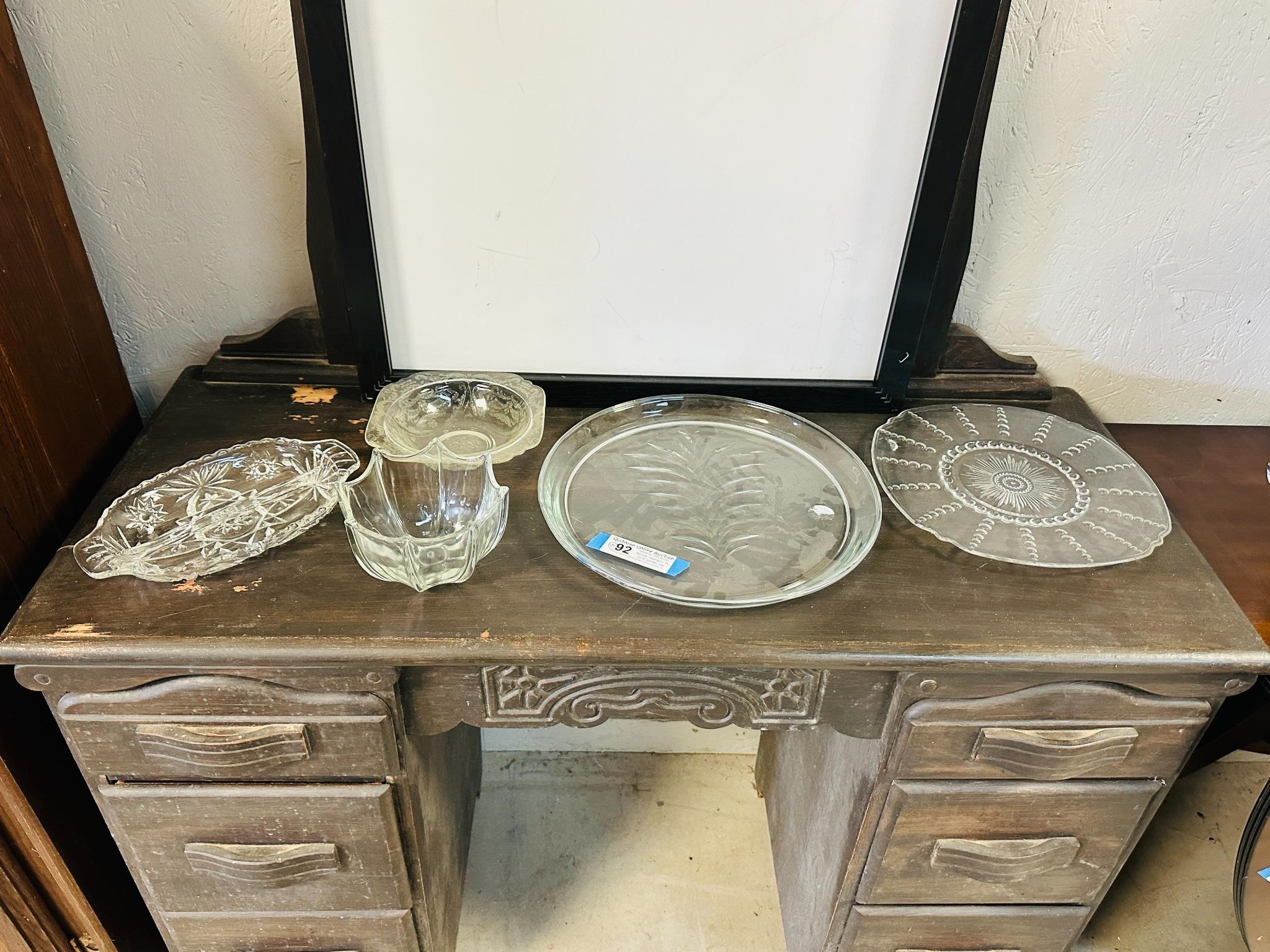 (5) Glass Serving Pieces