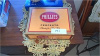Phillies Perfecto Box, Small Flower Pot, and