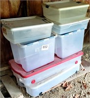 7 totes with lids