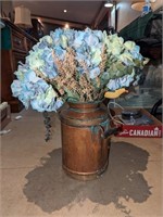 Artificial flower and reproduction can