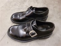 KENNETH COLE SIZE 8 SHOES