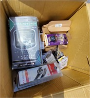 Box Lot Auto / electronicsAccessories adapters