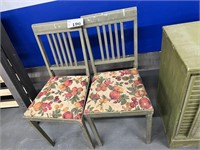 SET OF 2 MATCHING WOOD CHAIRS WITH FLORAL CUSHIONS