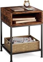 EKNITEY End Table with Storage