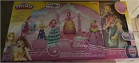 Disney Princesses Play Doh Play Set NEW