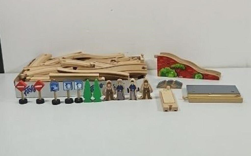 Thomas the Train Wooden Train Tracks And