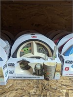 Mercari Star Wars dinnerware