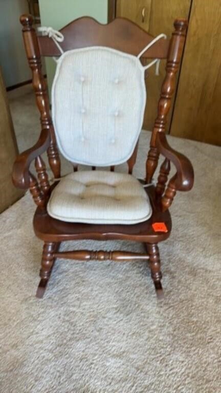 WOOD ROCKING CHAIR WITH CUSHIONS