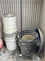5 gallon buckets with planting pots