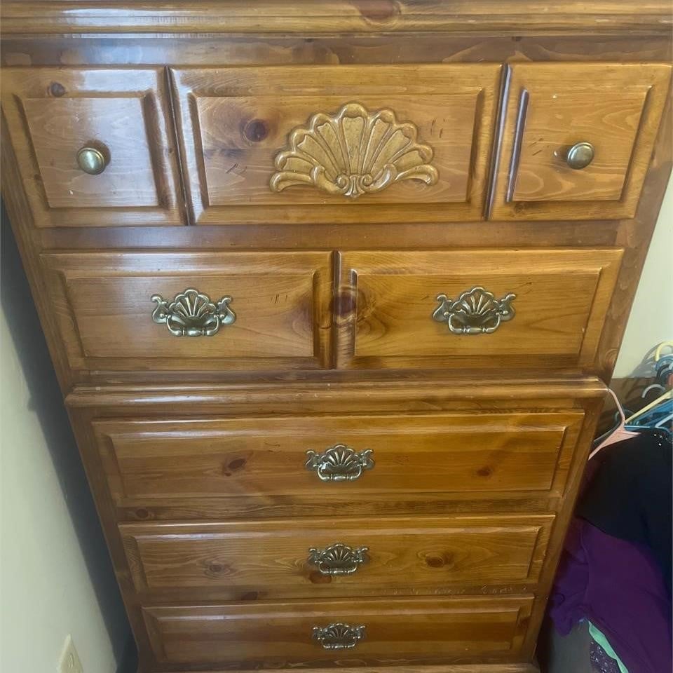 Chest of Drawers 18x34x52