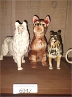 Dog figurines