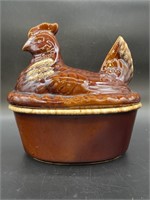 Vintage Hull Pottery (USA) Hen on Nest