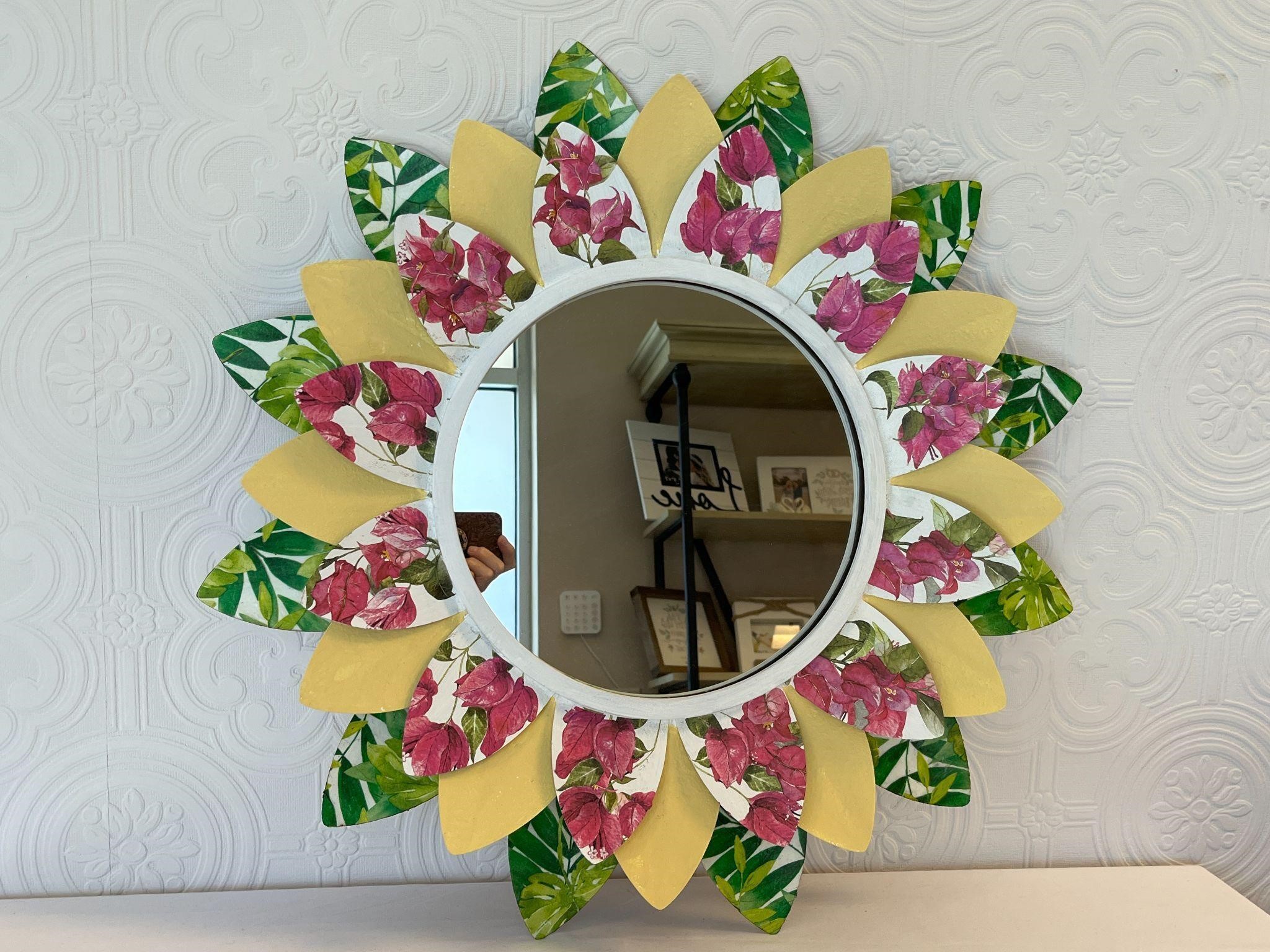 1 Decorative Mirror