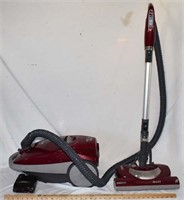 KENMORE VACUUM CLEANER - BUTTONS WORN BUT WORKS