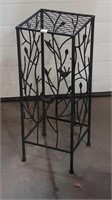 Metal patio table with birds 26 in by 8 in by 8
