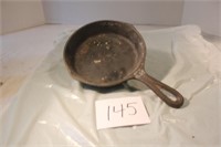 #3 CAST IRON SKILLET 6.5"