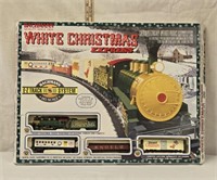 Bachman White Christmas Express Holiday Electric