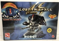 Lost in space robot model new in package Ertl
