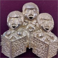 Lincoln Mint Sterling Silver Carolers Ornament