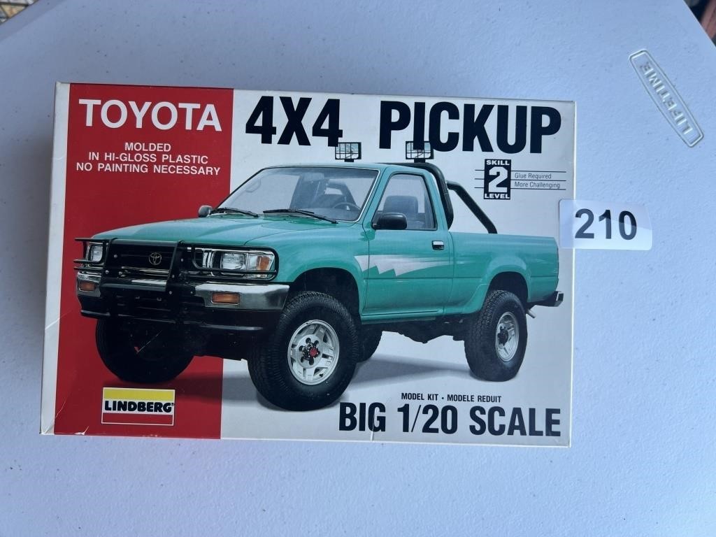 4x4 Model Pickup Truck, New U234