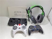 Xbox Astro A50 Heatset w/ Charger & (2) Contollers