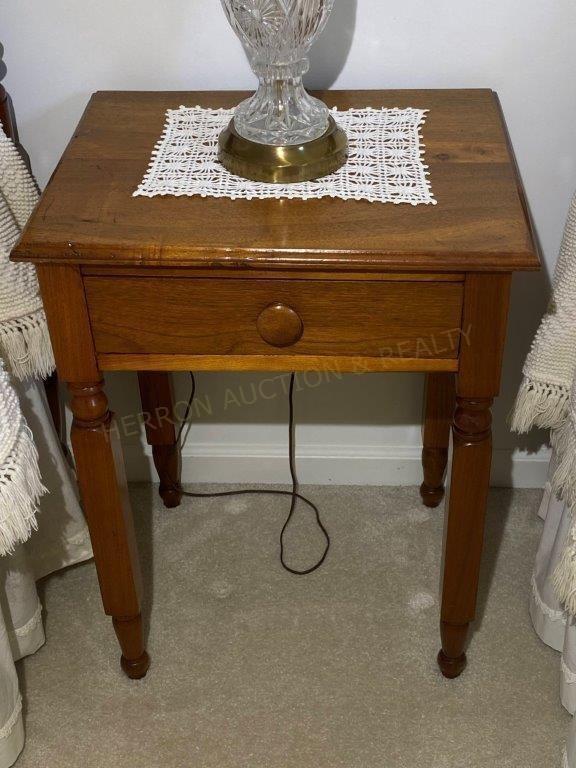 Ant. Early American Night Stand