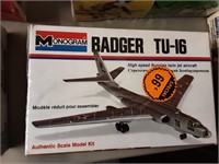 BADGER TU-16 PLANE MONOGRAM VINTAGE MODEL (SEALED)