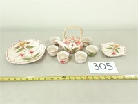 Ceramic Tea Set with Leaf-Shaped Plates (No Ship)