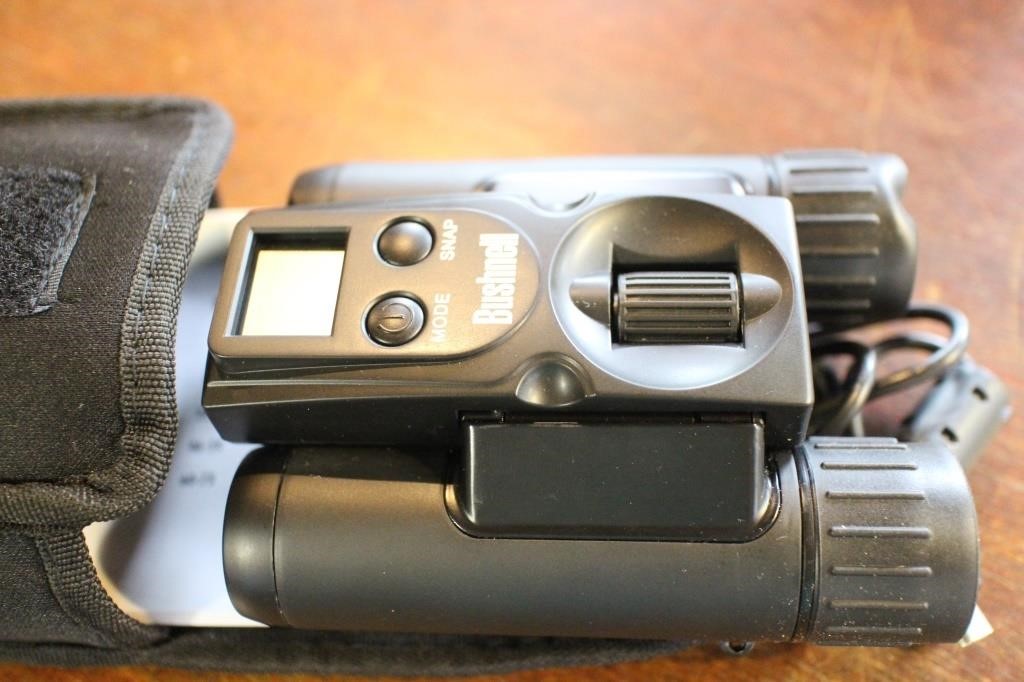 Bushnell Binoculars in carry case