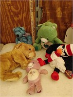 Stuffed animal lot