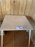 Wood Table 28x28x28
