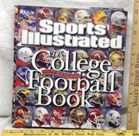 D2) SPORTS ILLUSTRATED FOOTBALL BOOK