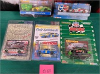 N - LOT OF 5 COLLECTIBLE CARS (G65)