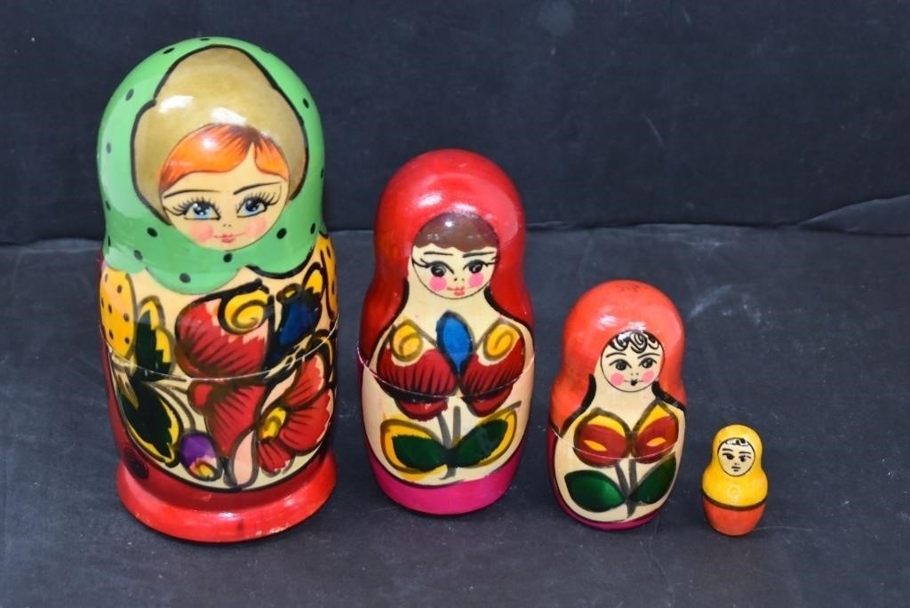 4pc Matryoshka Russian Nesting Dolls