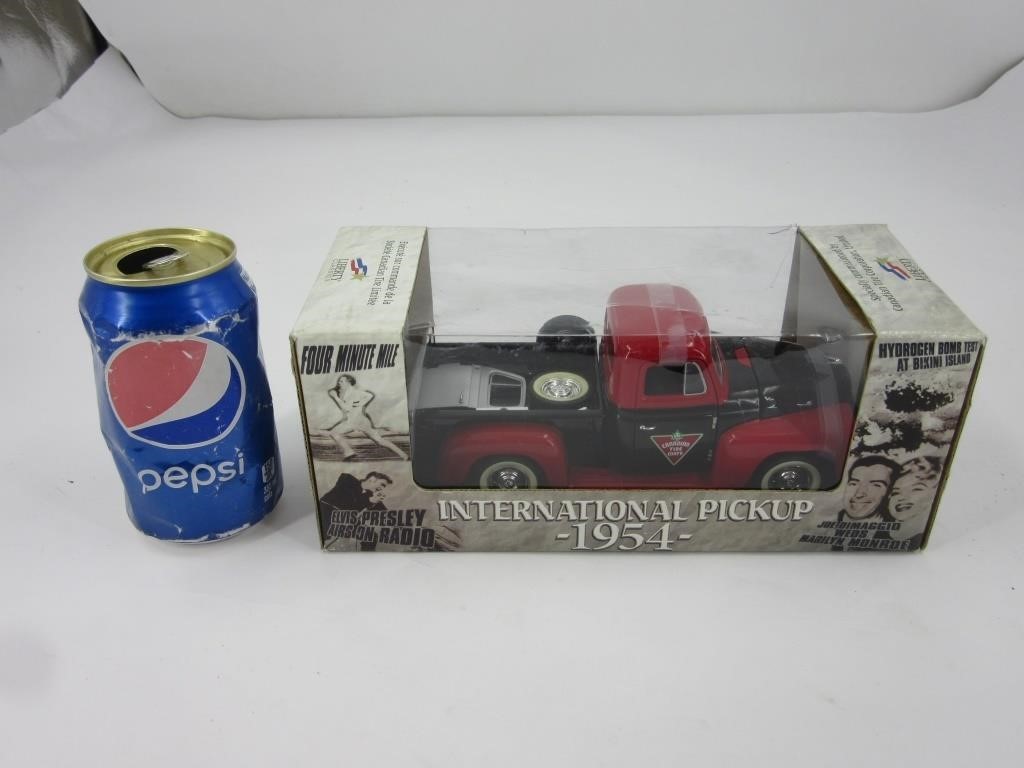 Camion die cast Canadian Tire