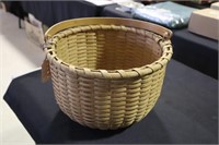 12" New England oak bottom handled basket 1994