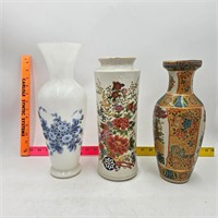 Vintage Elegant While Finish Glass Flower Vase