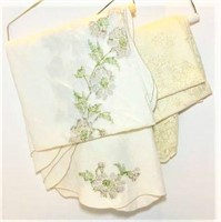 Lace & Embroidered Table Clothes