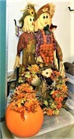 Fall/Thanksgiving Scarecrows & Decor